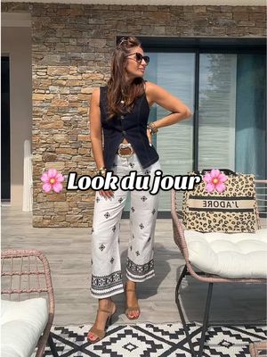 Look du jour 🌸 Ce petit pantalon va à merveille avec mon top en jean @Kiabi  Son lien affilié est dans ma bio ❤️ … colla