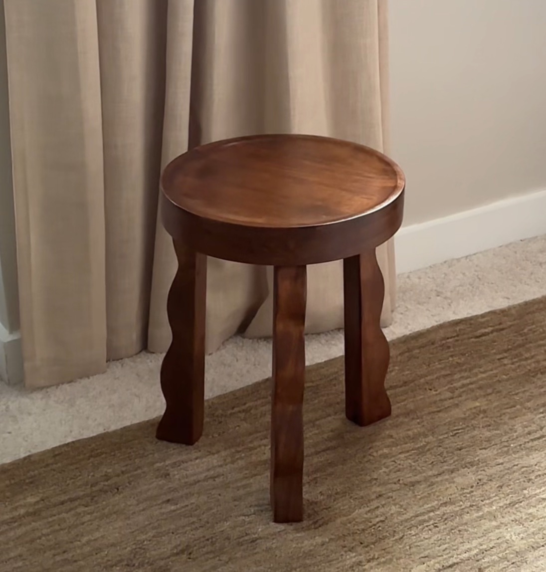 amazon stool under $100 thumbnail