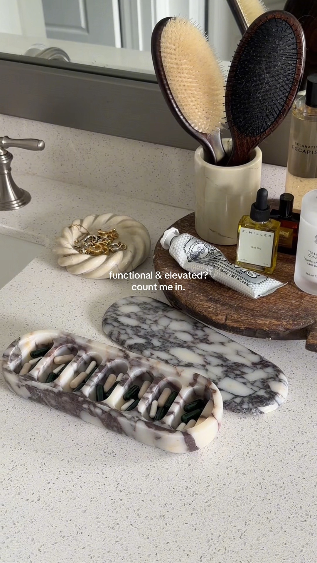 functional bathroom decor thumbnail