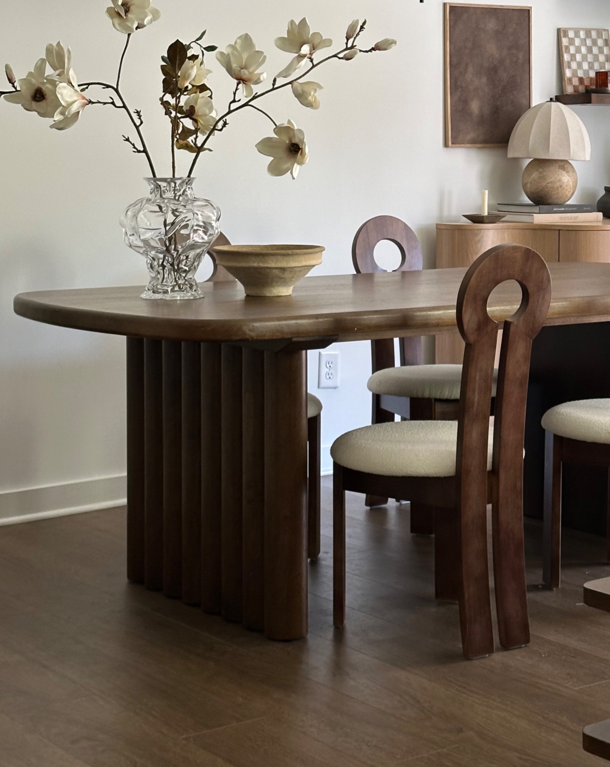 new dining table thumbnail
