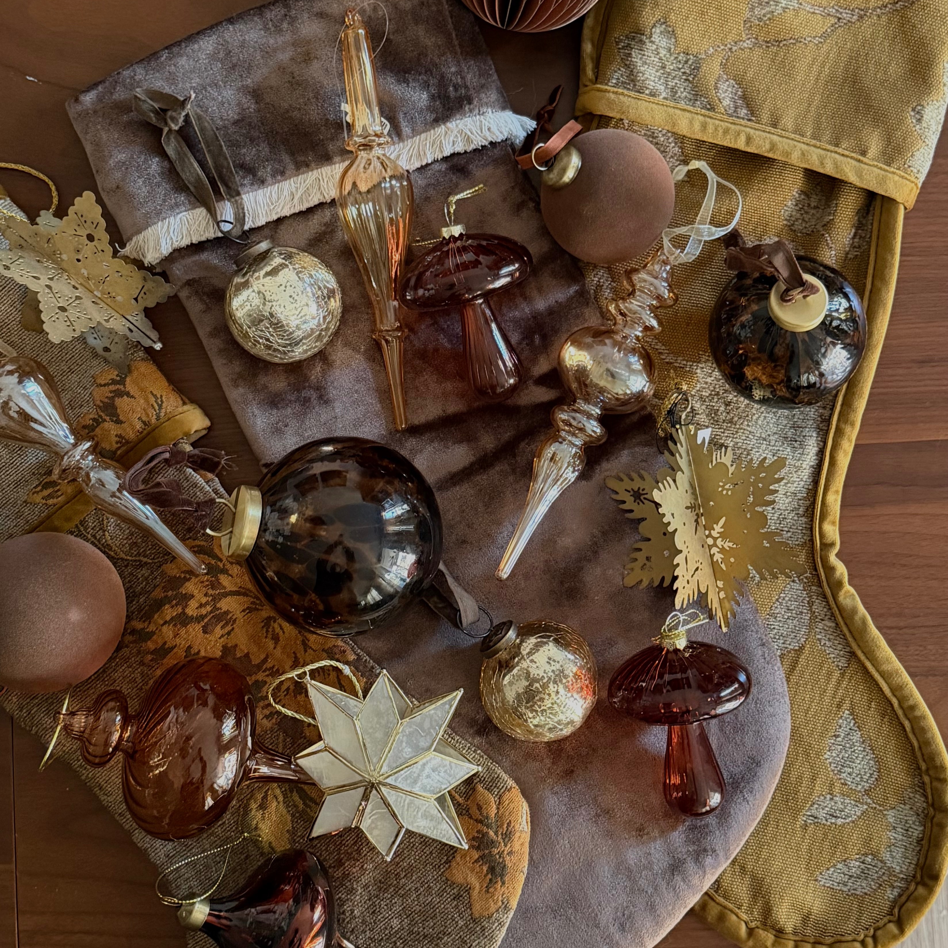 ornament details thumbnail