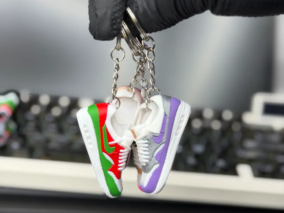 Nike Air Max 1 Keychain - Free 3D Print Model - MakerWorld thumbnail