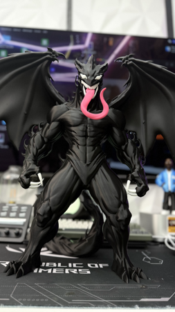 Charizard Venom thumbnail