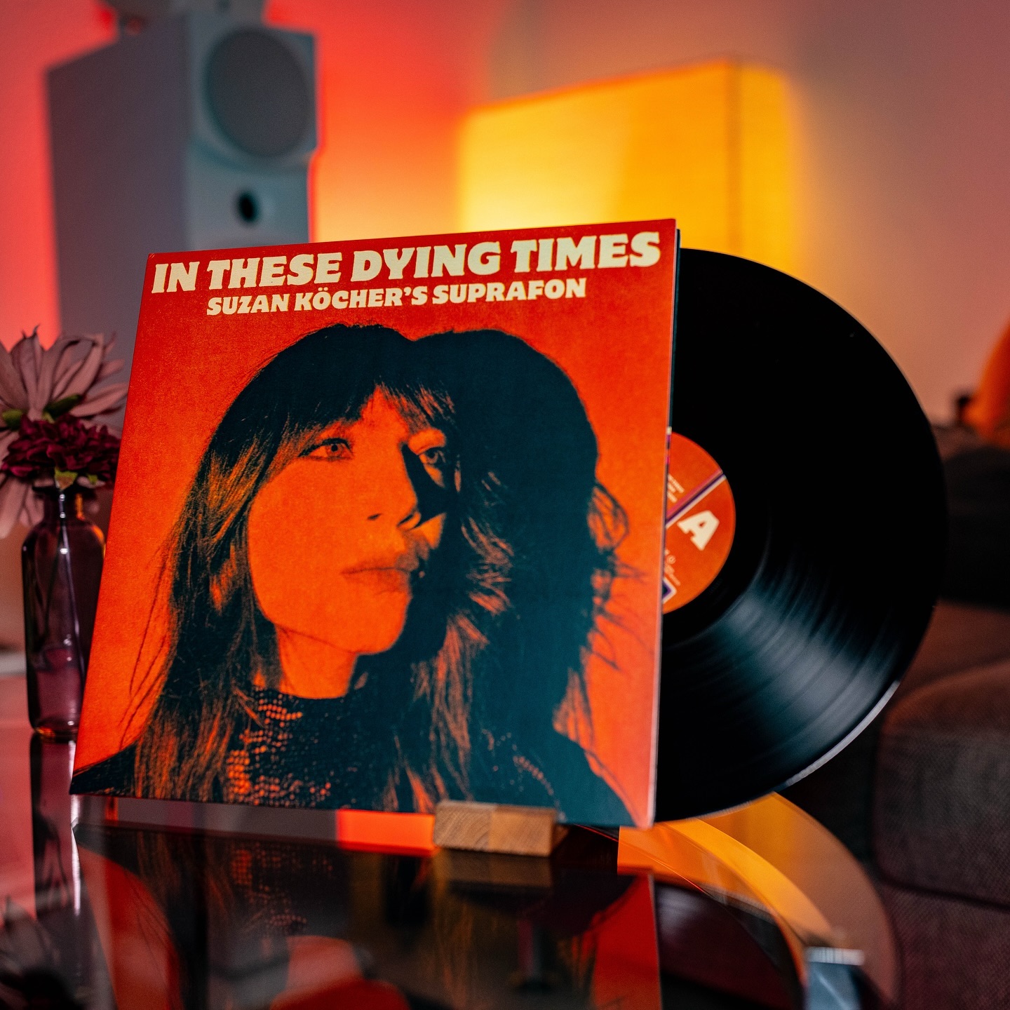 Suzan Köcher’s Suprafon - In These Dying Times…

Vinyl: https://suprafon-merchstore.myshopify.com/products/suprafon-kopi