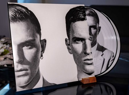 Hurts - Happiness… thumbnail