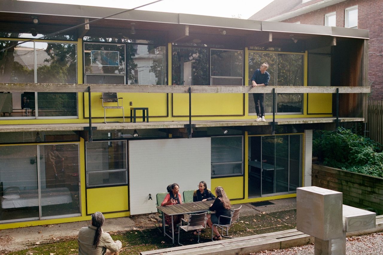 Mellon Foundation Article:  Coles House & Studio:  A Mid-Century Marvel  thumbnail