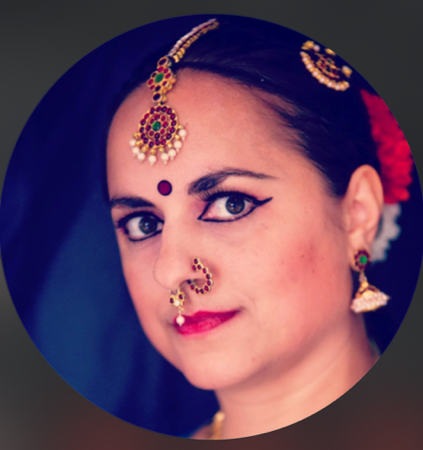 Krsna Devi - Dança Indiana  thumbnail