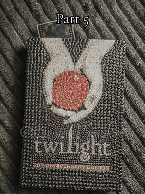 Replying to @izzy ✨️🖤📚 it’s so fun to do but tedious at first I’m so happy that it’s finally finished! Now for the next 