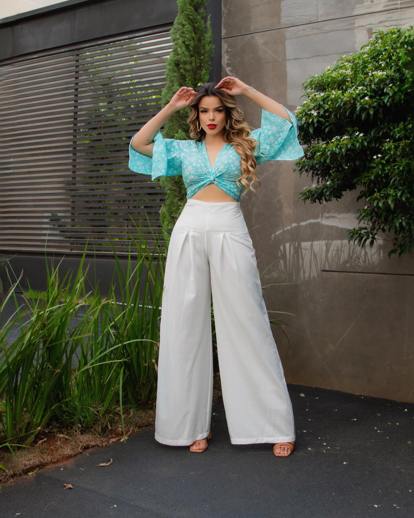 Qual seria a ocasião perfeita para usar esse conjunto: uma festa, um passeio casual ou outra situação?

Cropped Sabrina
