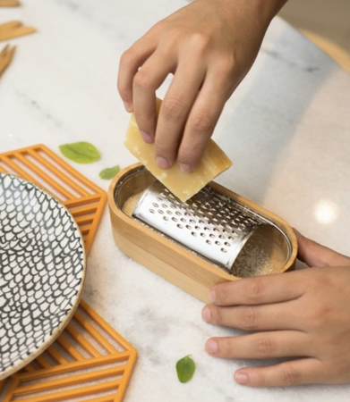 Ralador Oikos (cupom de desconto: LETICIABRAGA) thumbnail