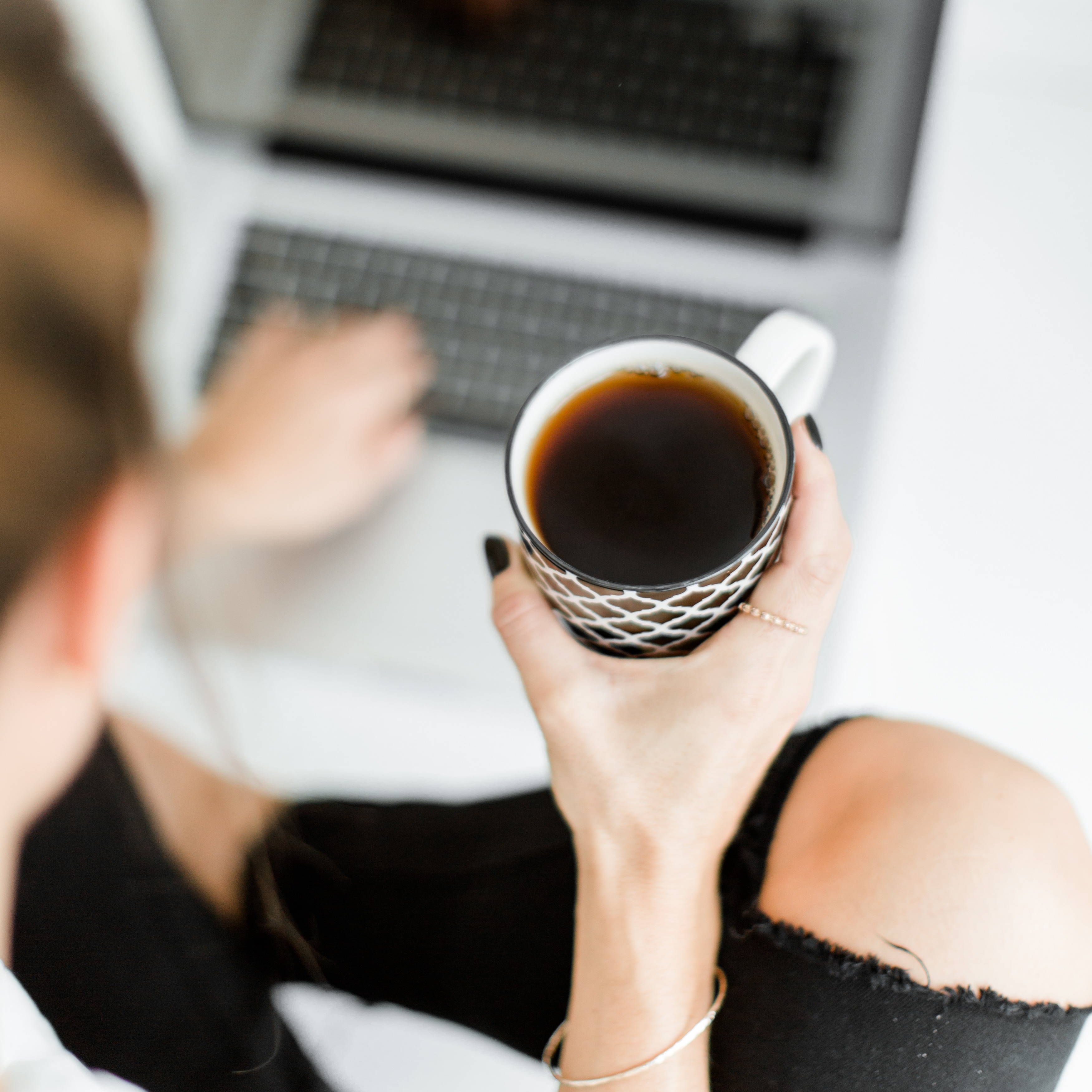 Substack - Join me in The Anti-Hustle Writers Lab thumbnail