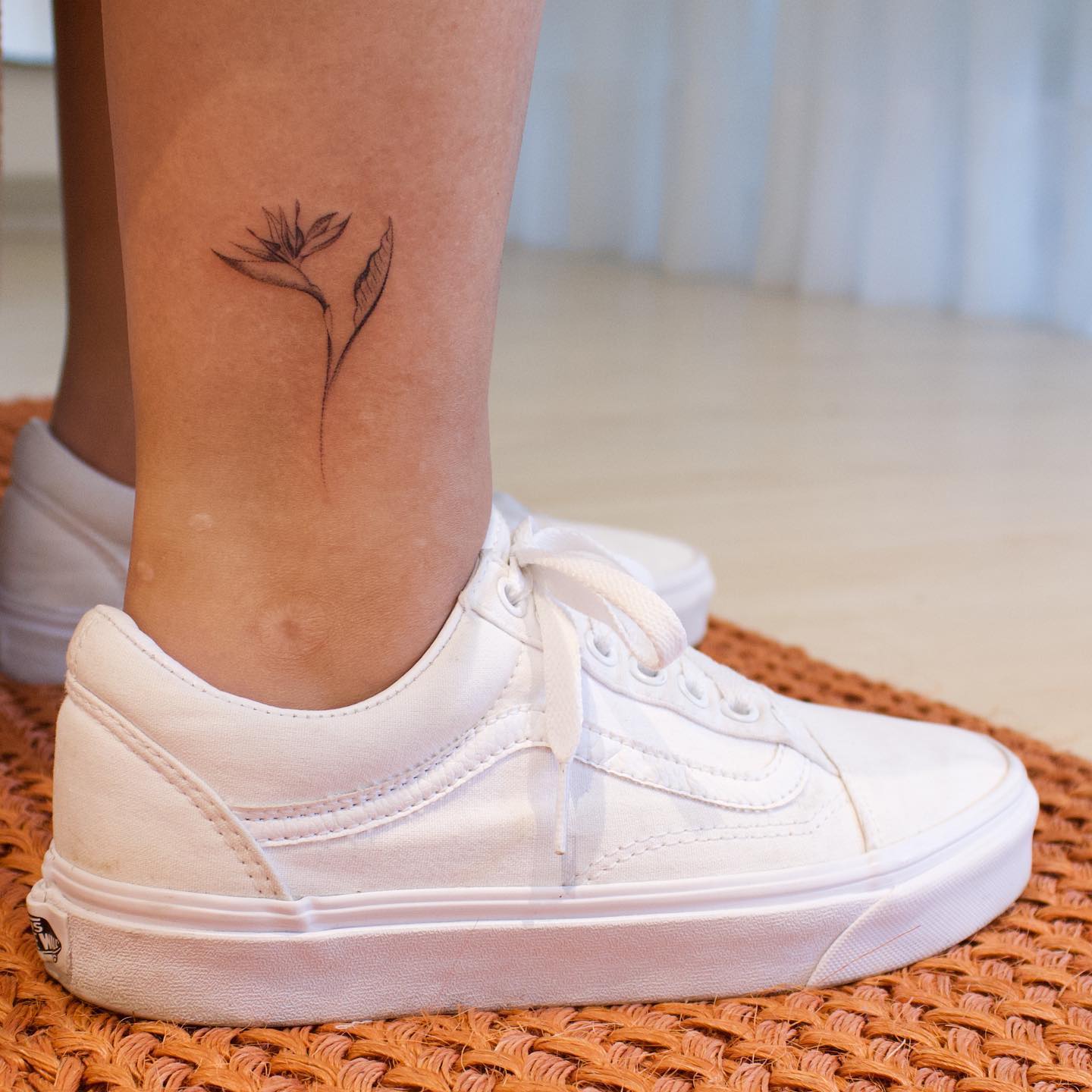 Para Alejandra y Maria 🤍 hecho en @casaparadiso302 

#handpoke #handpokedtattoo #stickandpoke #stickandpoketattoo