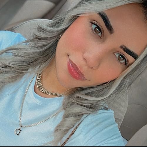 Dianela Rodriguez García's Amazon Page thumbnail