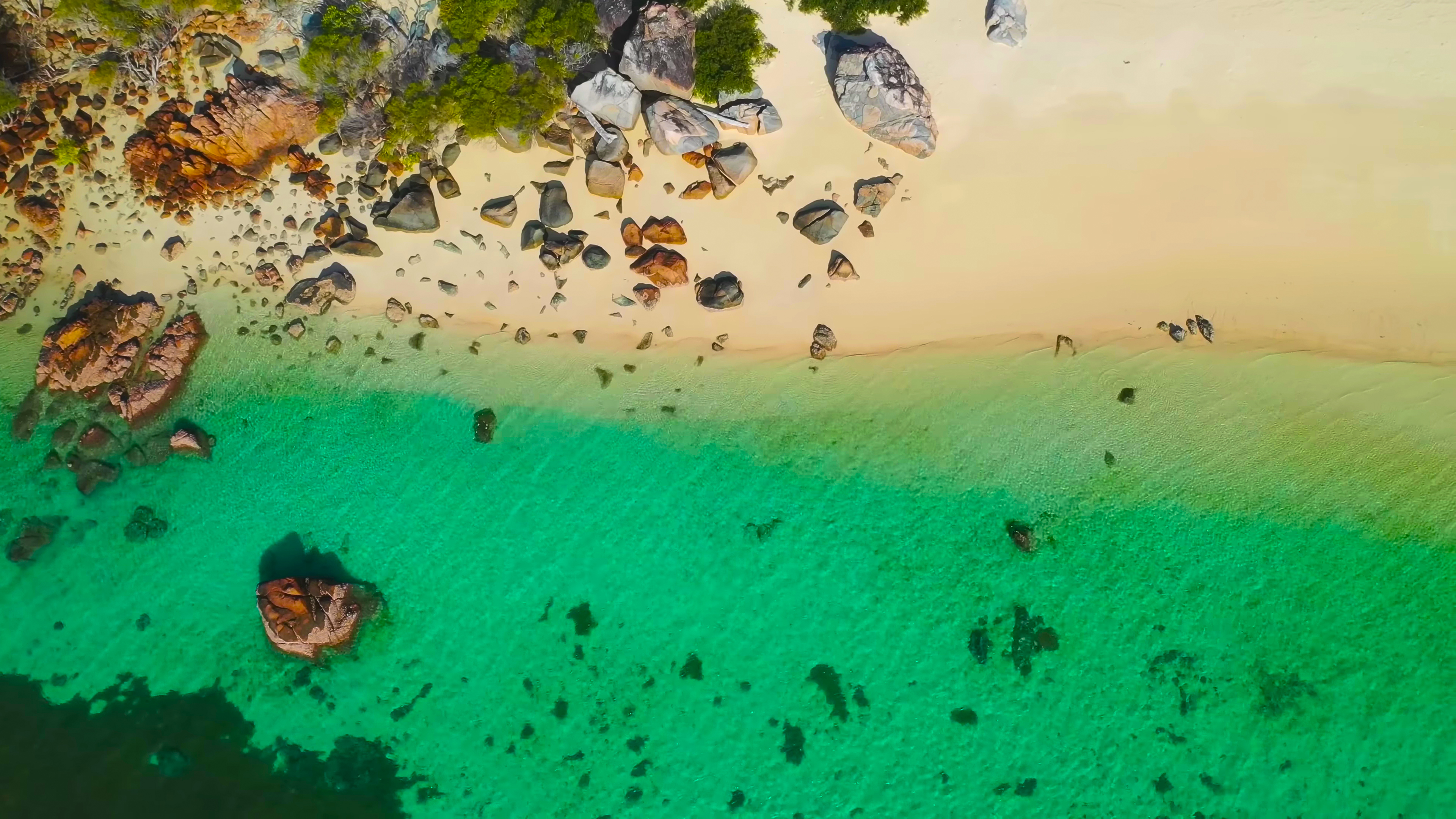 THE COAST OF QUEENSLAND thumbnail