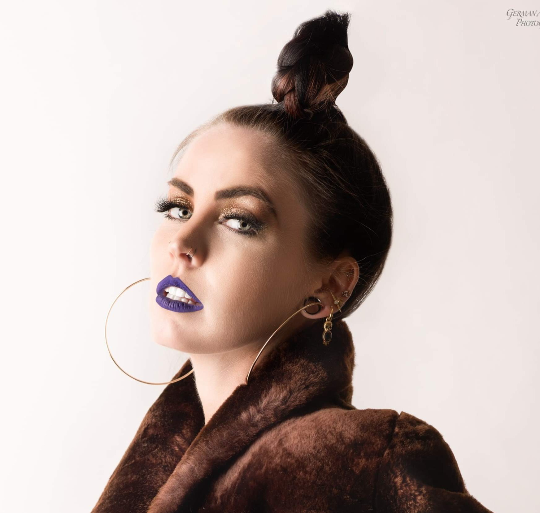 DRESS ME FOR A DAY! thumbnail