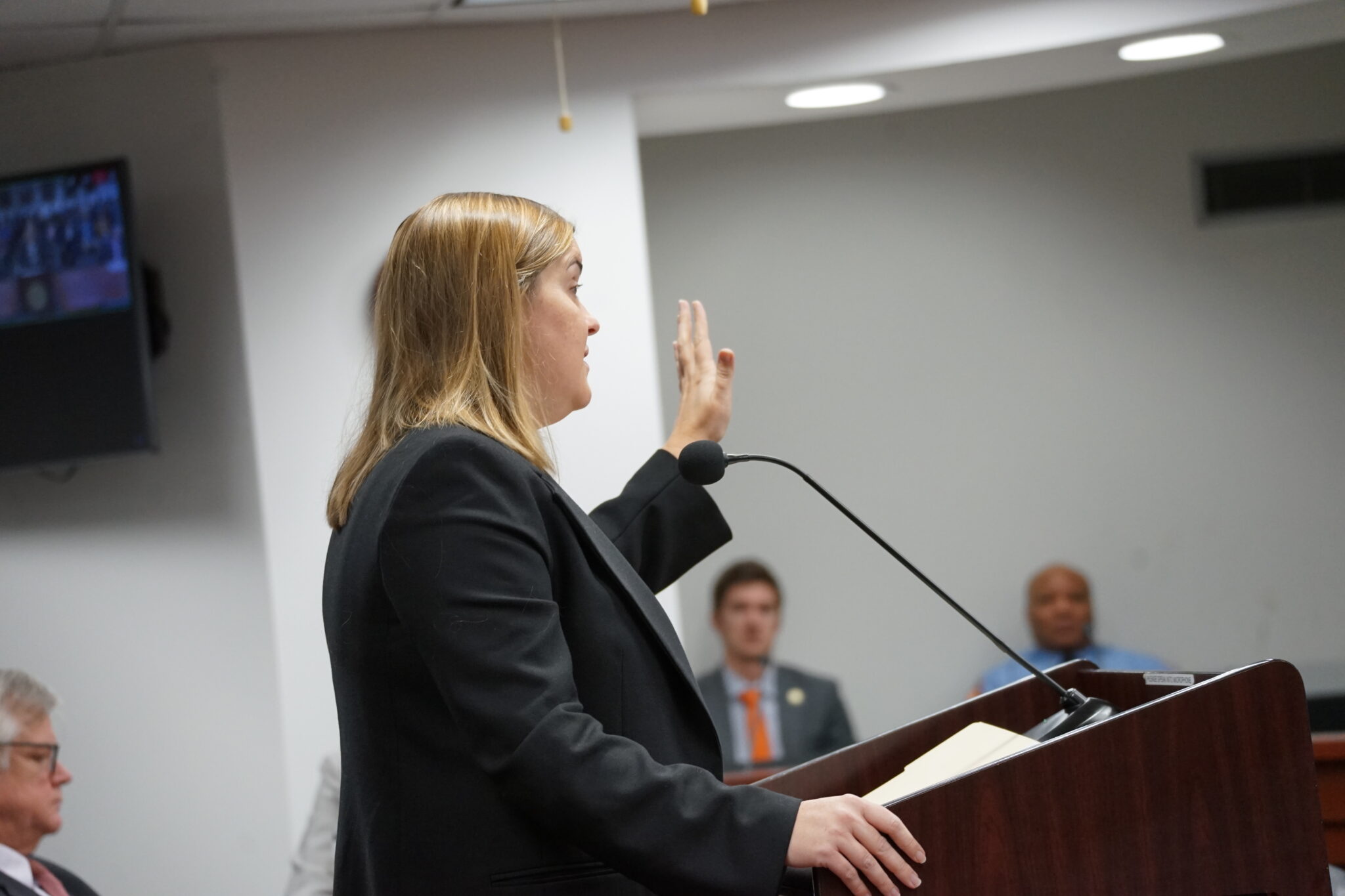 NEWS: Georgia regulators approve massive power grid expansion to serve data centers thumbnail