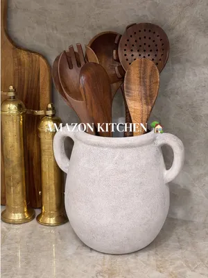 Setting up my new kitchen with my most recent Amazon haul 🏡 love keeping a tidy & organized home ✨ #amazonkitchenfinds #