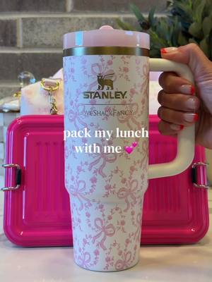 Packing my lunch with my favorite Stanley containers 💕 #packmylunch #lunchideas #stanleylunchbox #asmrvlog #mealprepidea