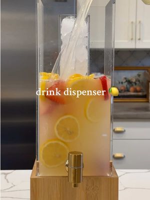 The perfect drink dispenser for hosting holiday parties 🍋🧊🍓 #drinkdispenser #partyideas #hostingtips #amazonfavorites202