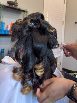 Haven’t done my sister hair in so long 🥰🫶🏽 #montcopahairstylist #phillyhairstylist #silkpress #naturalhairstylist #silkp