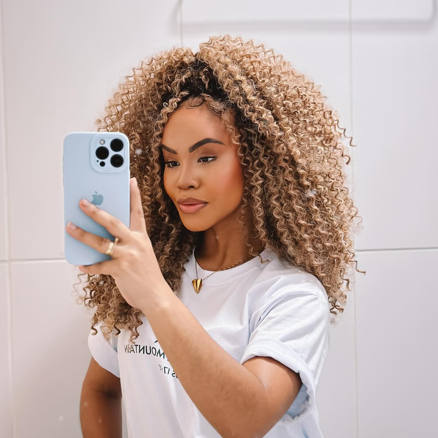Cabelo Tulipa - Sleek thumbnail