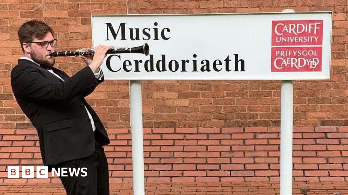 Cardiff University: 'Land of song silenced if arts axed' thumbnail
