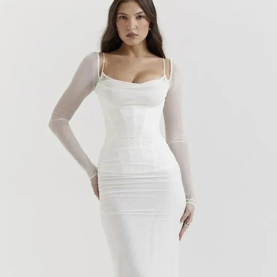 Vestido Glimmer ✨
Disponível em nosso site!