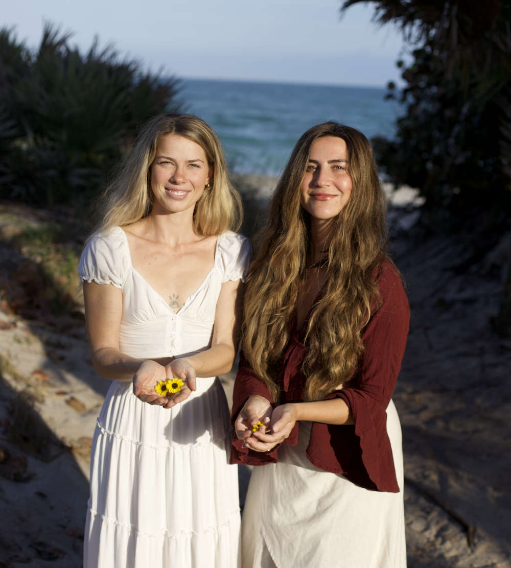 Taylor & Carly Rose's Private Community  thumbnail