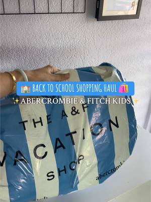 RUN TO @abercrombiekids !! GOT EVERYTHING ON CLEARANCE 😍😍Everything was soo soft and amazing quality! Stocking up on win