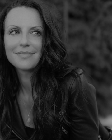 A propos d’Emmanuelle Cabot  thumbnail