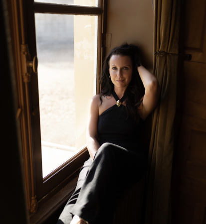 Golden Client Flow - programme en ligne Le fil d’or qui relie ta vision, ta foi et ta stratégie pour créer un flux naturel de clientes de rêve. thumbnail