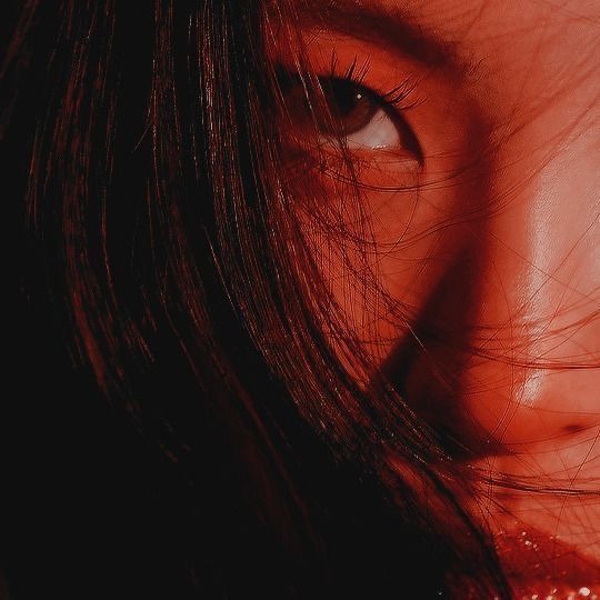 ACTUALIZACIÓN: Capítulo 13. De rodillas frente al emperador thumbnail