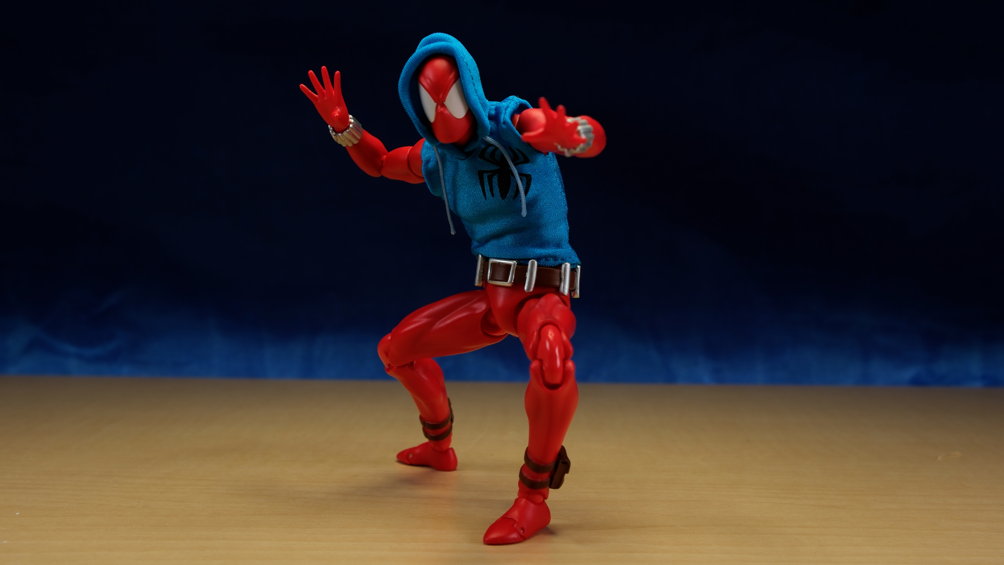 Toy Review: Medicom Mafex 186 Scarlet Spider thumbnail
