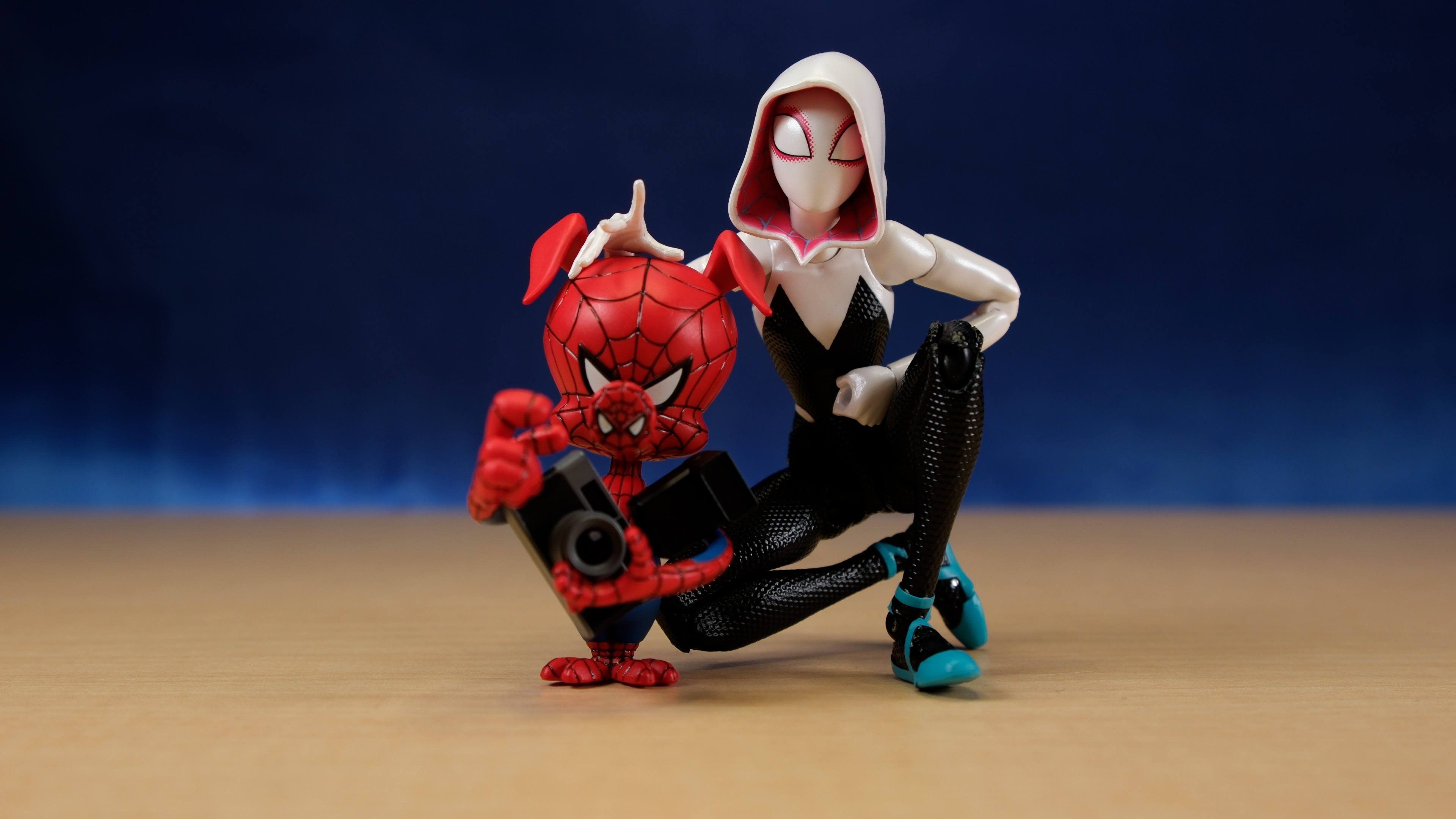Toy Review: Sentinel Ghost-Spider and Spider-Ham thumbnail