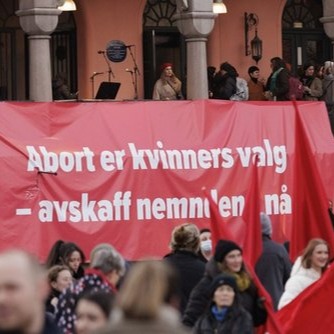 Kvinnefrontens krav til ny abortlov thumbnail