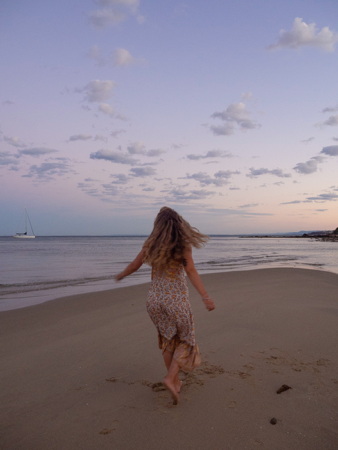 Learn how to Start your High Ticket Remote Business (2 videos)  💻 thumbnail