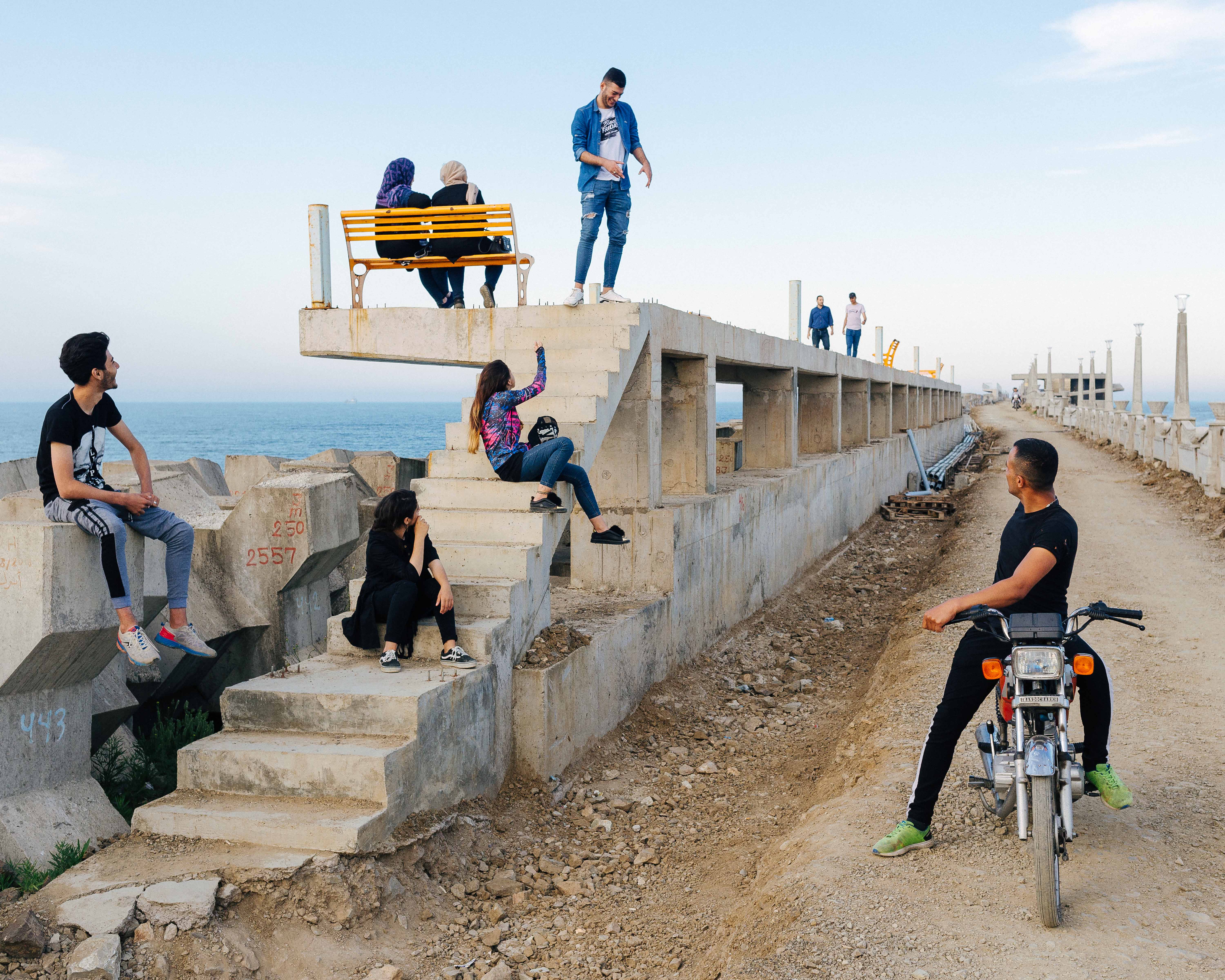 Foam 3h: Khashayar Javanmardi - The Caspian ‘Lake’ | Foam: all about photography thumbnail