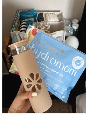 I am so excited to be partnering with @BOOBIE Superfoods as their hydromom electrolytes are truly what got me through pr