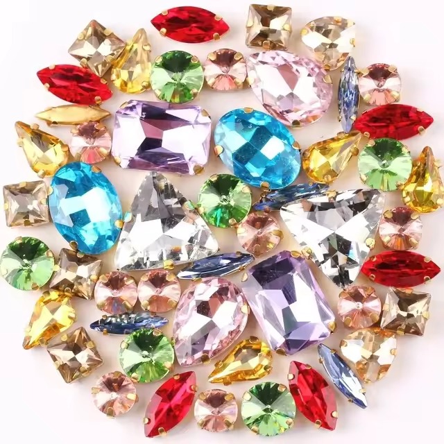 50pcs Assorted Rhinestones thumbnail