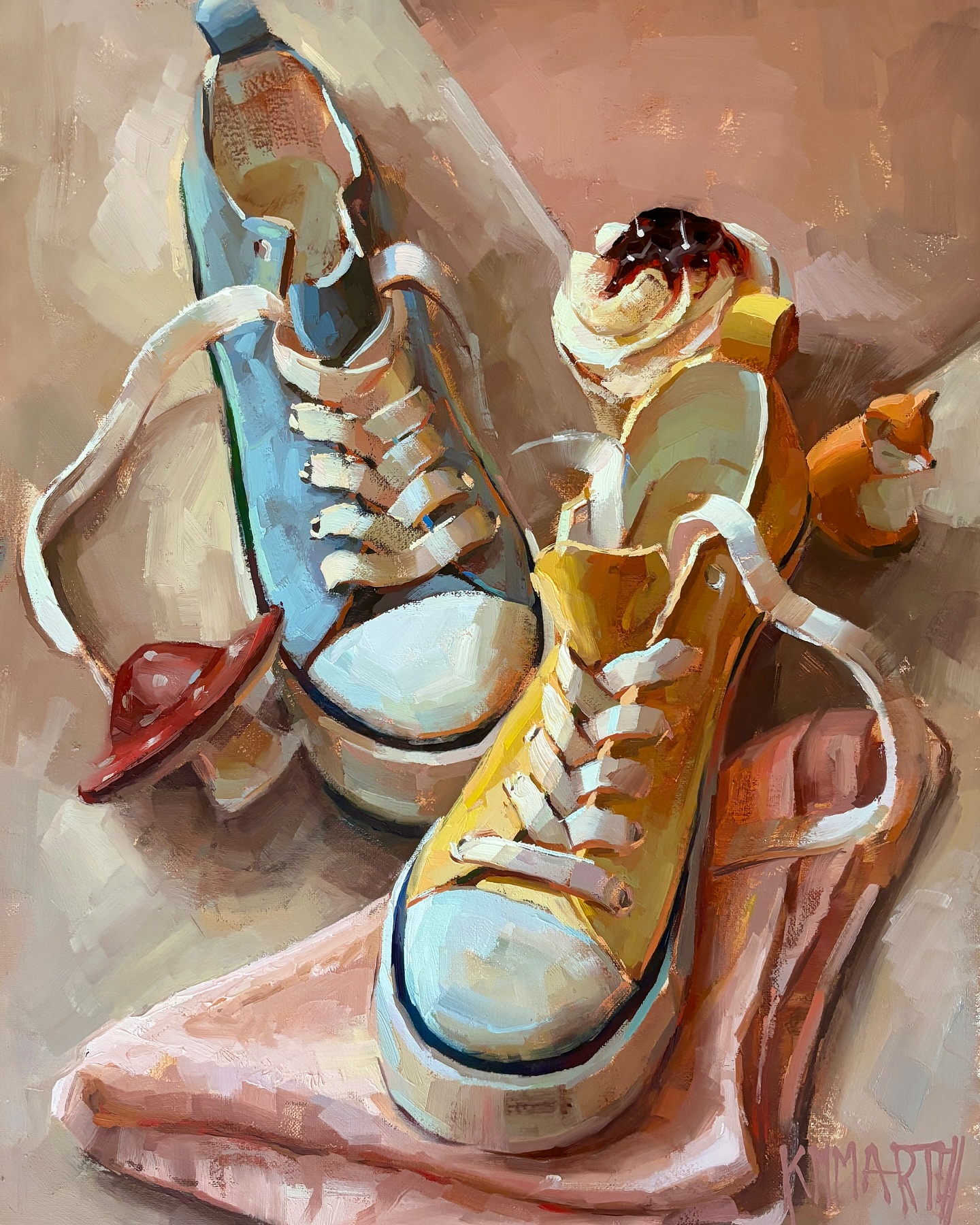 A rainy day here in Ireland to finish off a classic composition. I always love to go back to cupcakes and shoes 🧁
.
“Fri