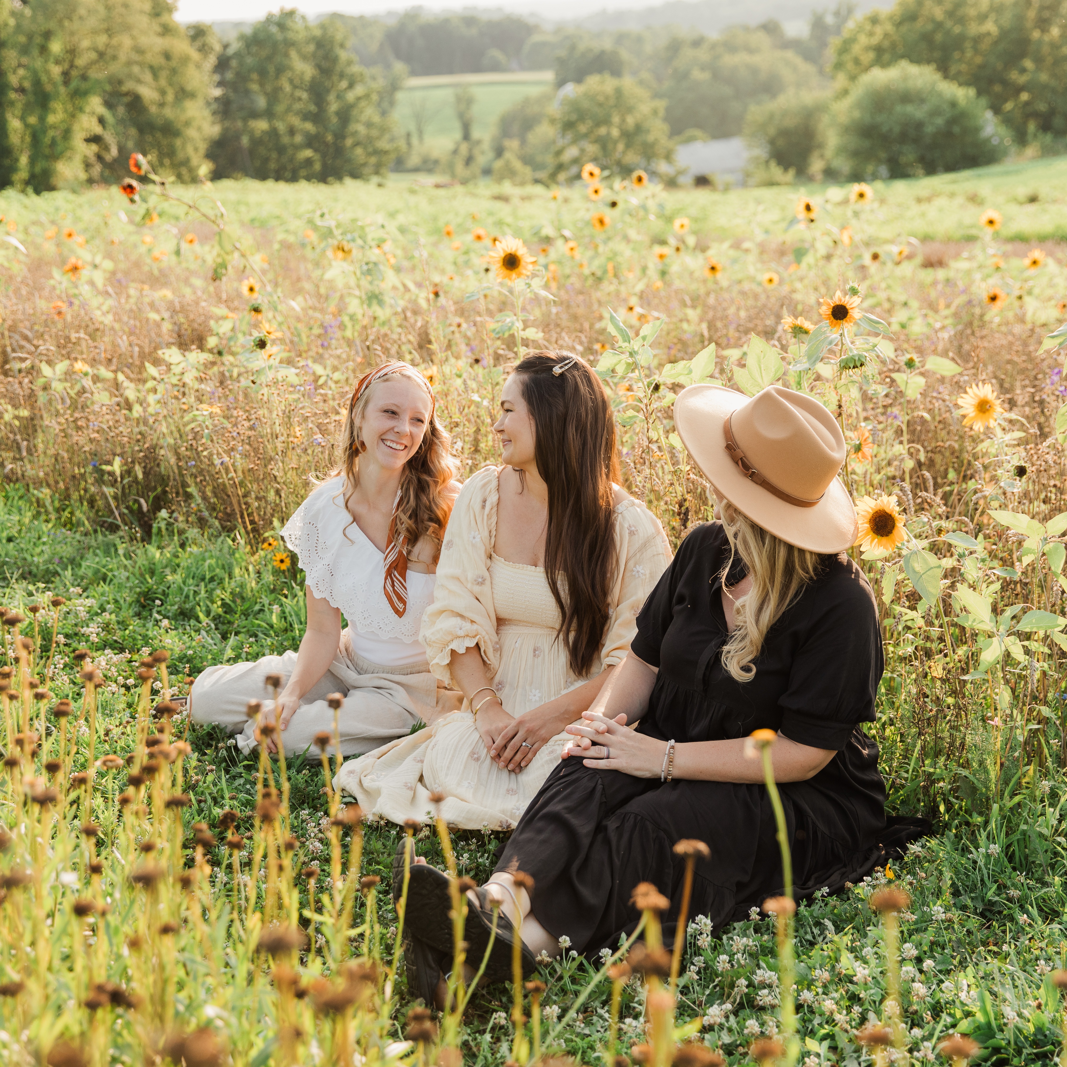 plain community- postpartum guide book. buy single or wholesale thumbnail