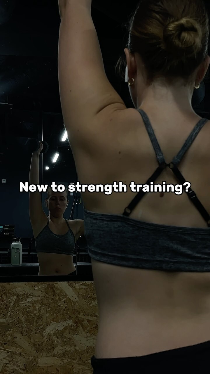 If you’re new to strength training & the gym in general here are 5 things I’d focus on

1. Form/technique > weight/load.