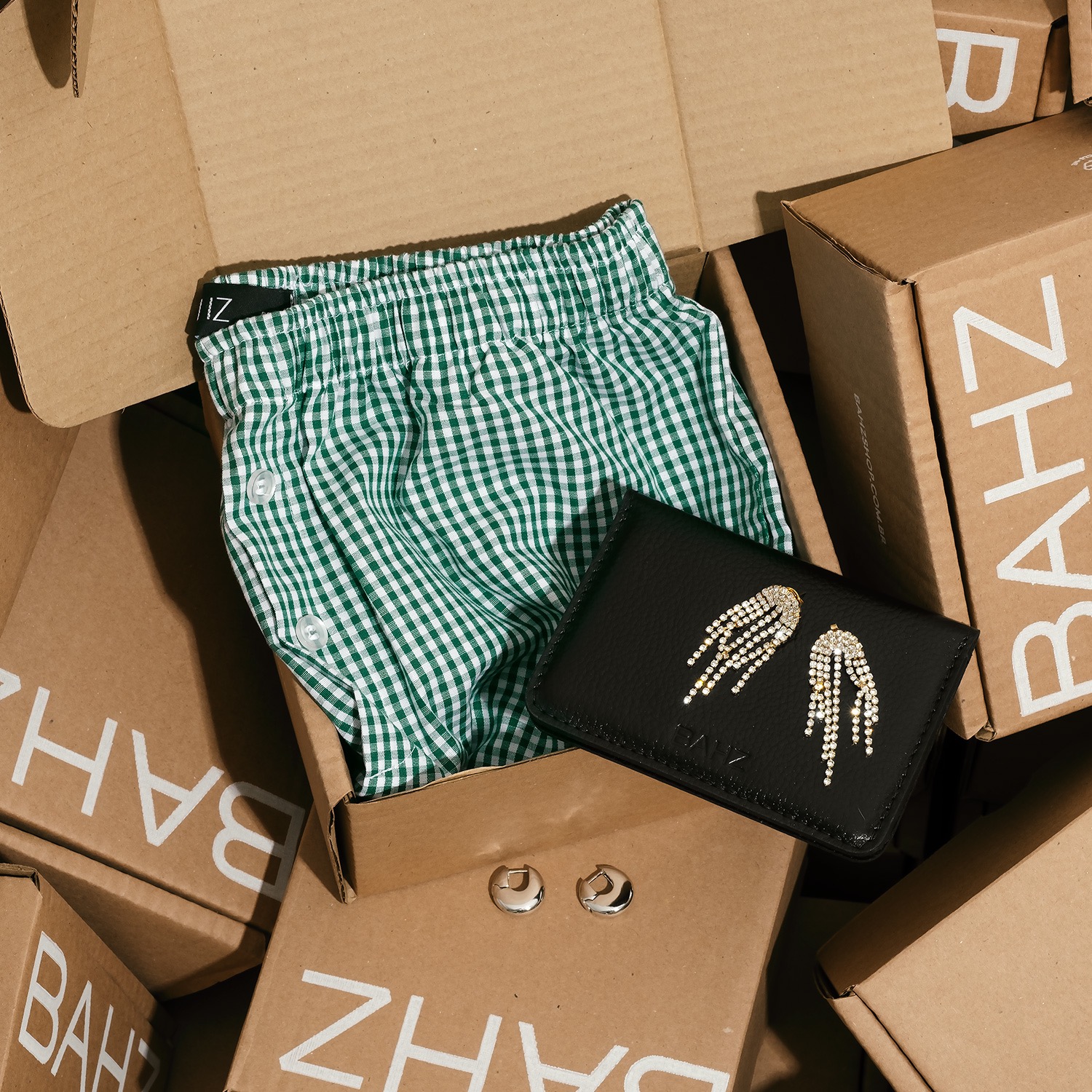 - BAHZAR: ITENS COM ATÉ 55% OFF! thumbnail