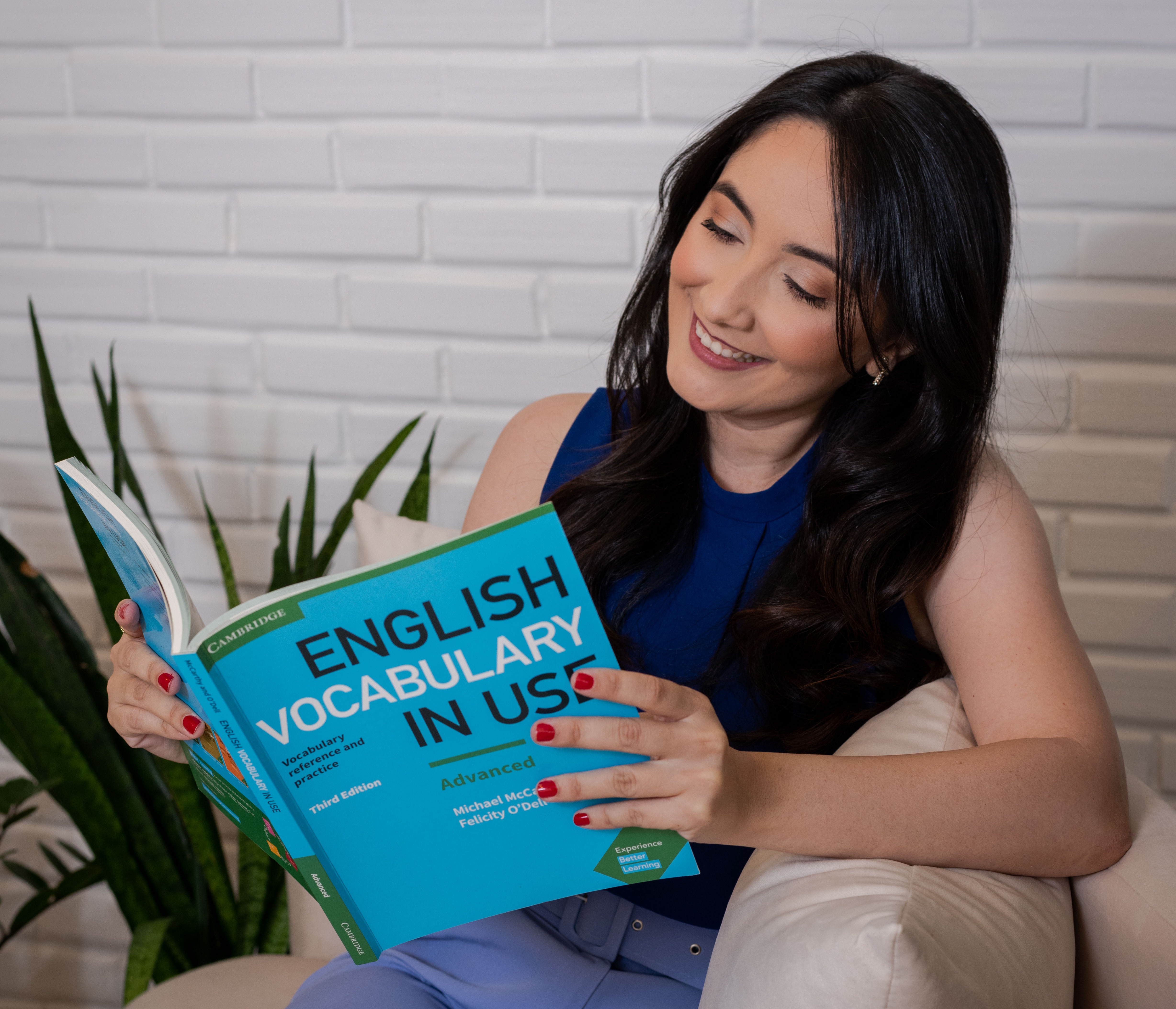 Preencha o formulário de interesse para a próxima turma de inglês. thumbnail
