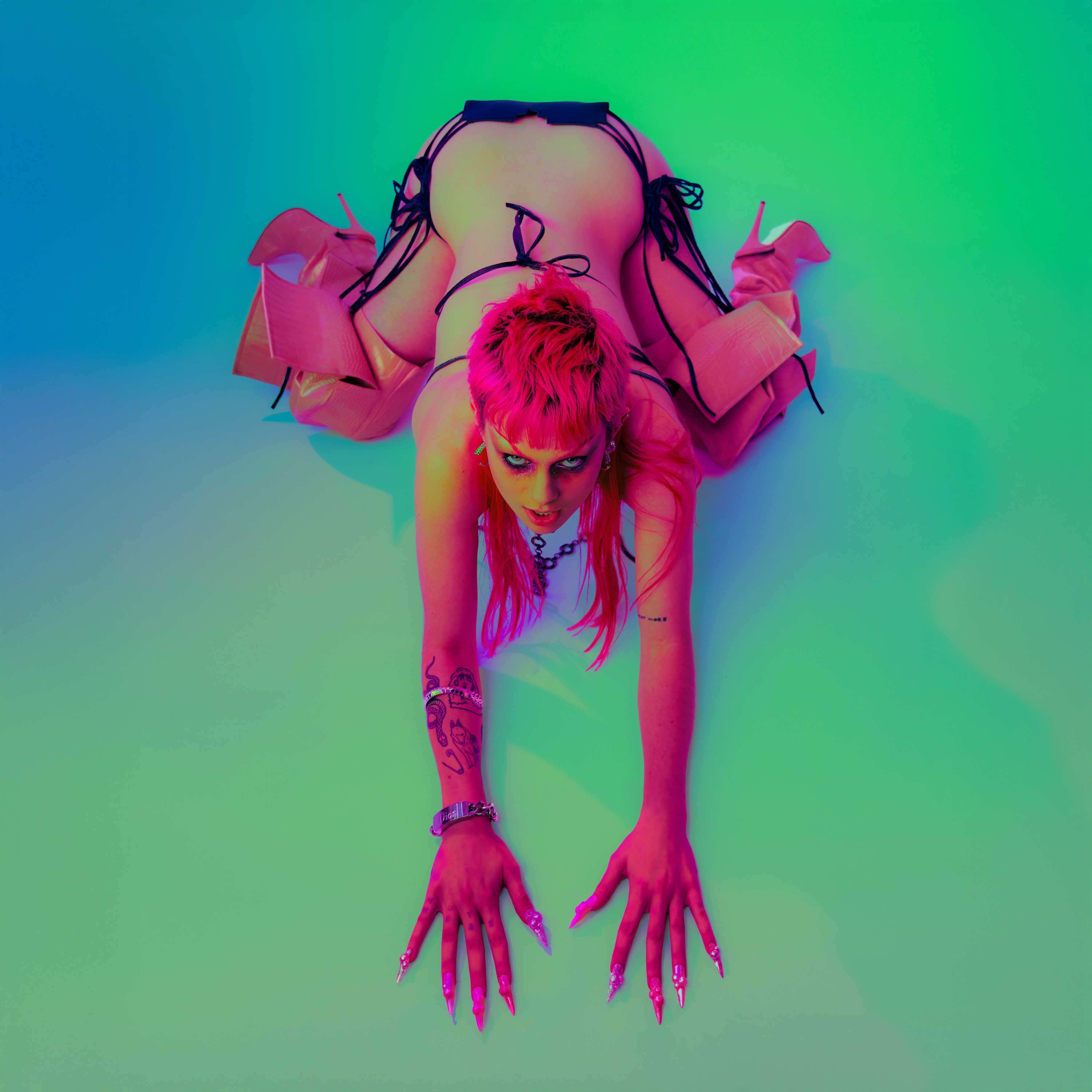 GIRLI for PAPER Magazine 💚 thumbnail