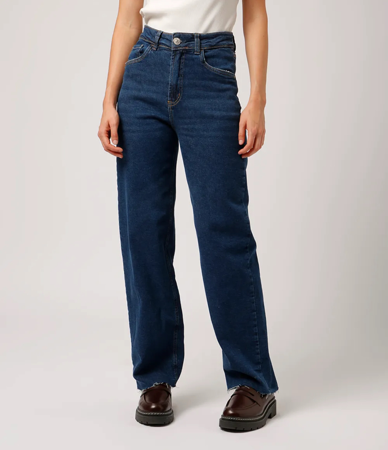 99. Calça  thumbnail