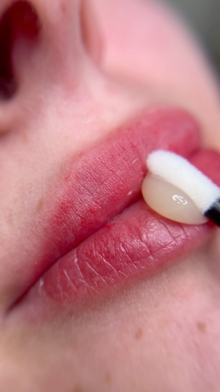 Hydra Gloss Lips um tratamento de regeneração e hidratação labial! 👄

Além de de lábios hidratados,nutridos e regenerado