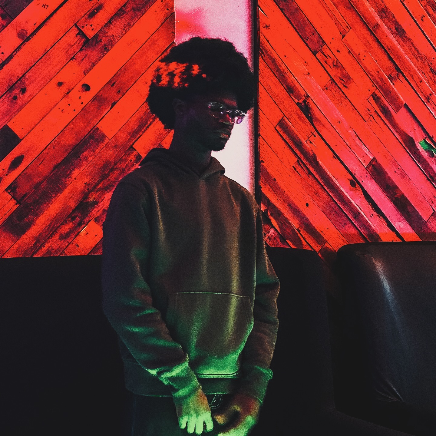 Concert flics Pt. 1

Credits @orenjai @mj.110x 

#rap #rapper #music #hiphop #trap #trapmusic #explore #explorepage #exp