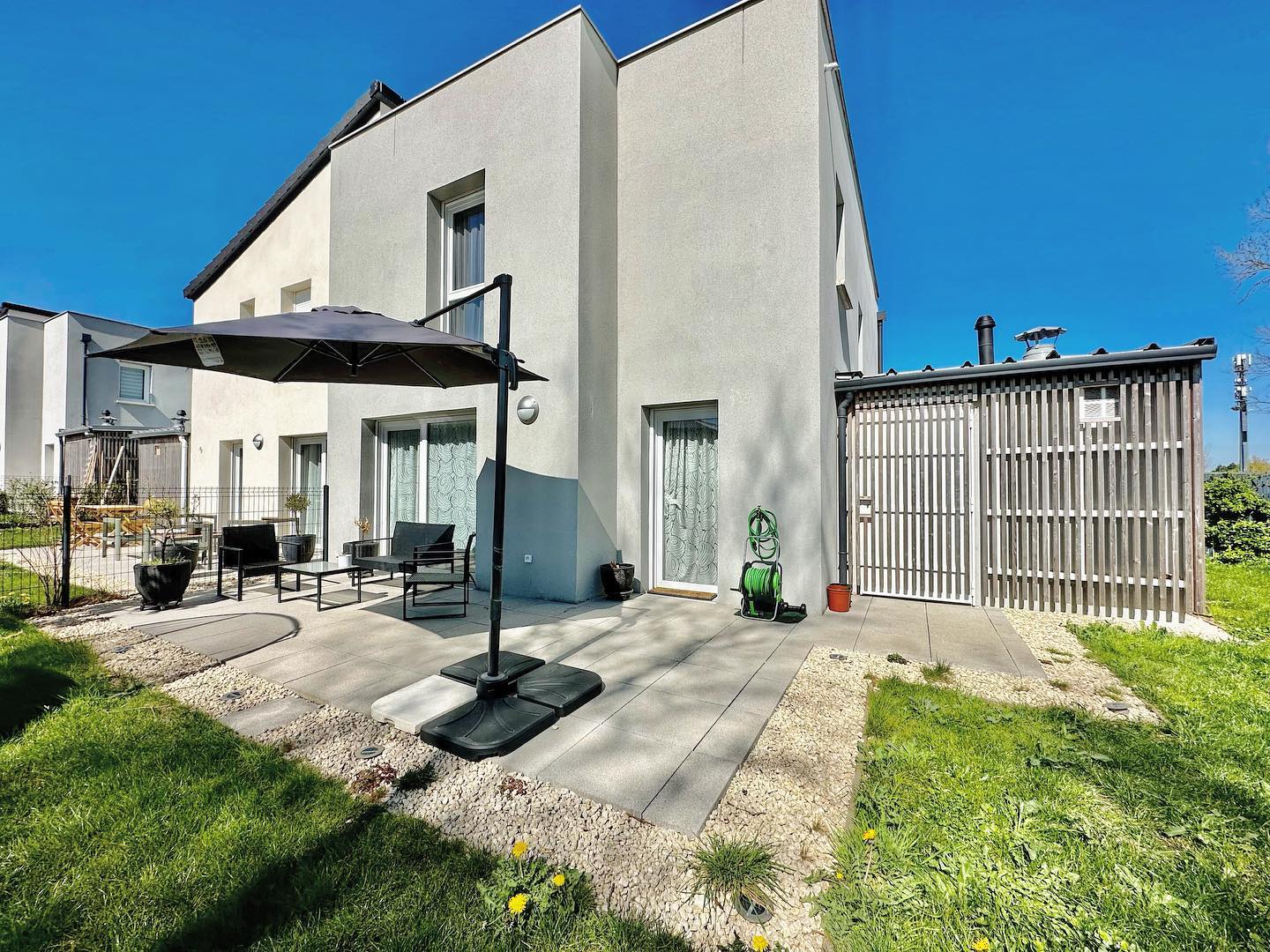 OFF-MARKET 🔇

L’Artiste immobilier vous présente cette sublime œuvre d’art disponible en OFF-MARKET depuis seulement que