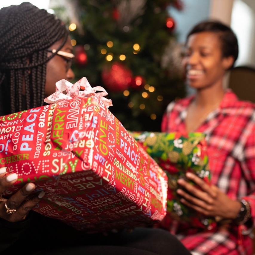 Buying Black: A Holiday Guide (Reloaded) thumbnail